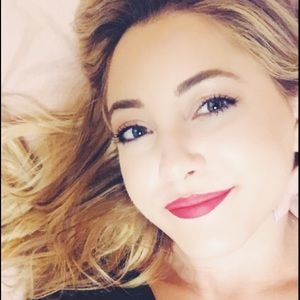 Meet your Posher, Kaitlin